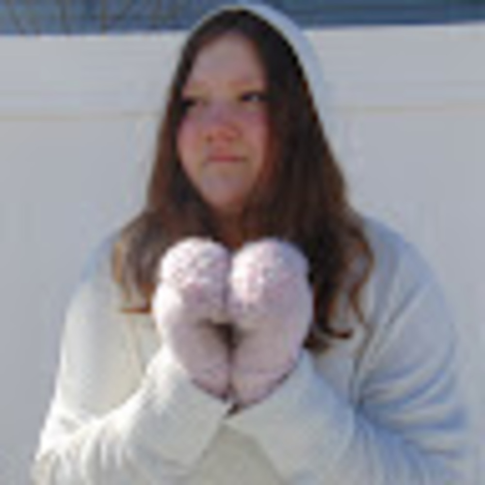 Meet your Posher, Alli